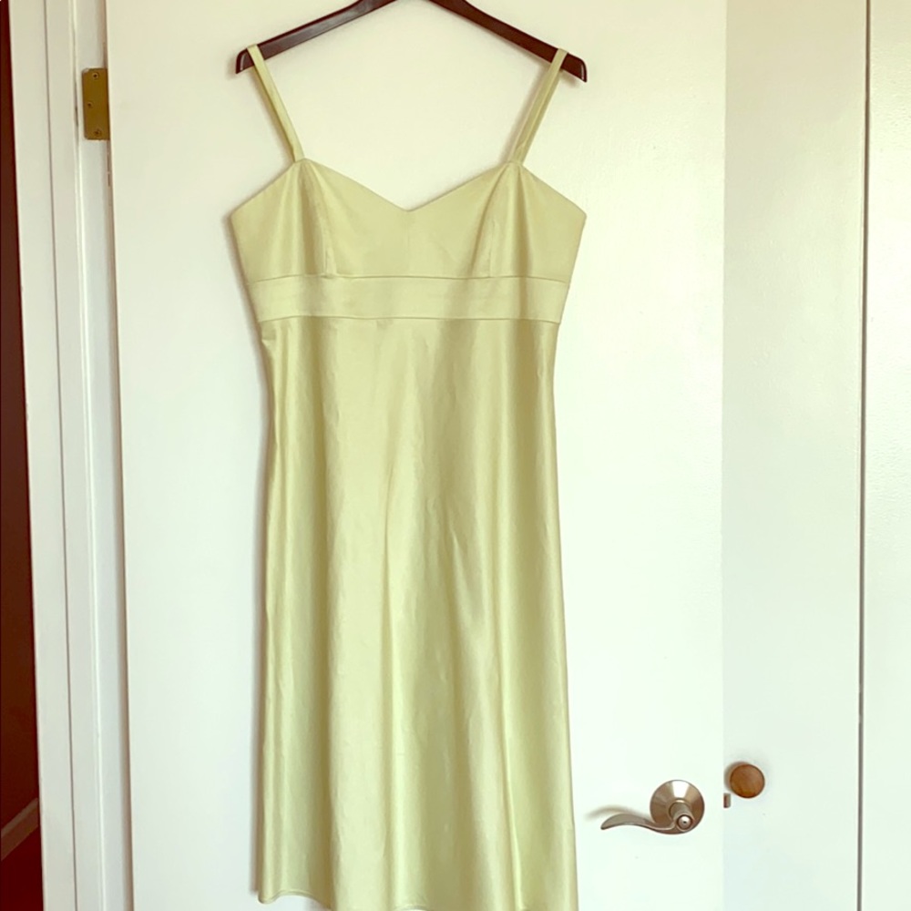 Banana Republic dress. Size 12. Color mint.
